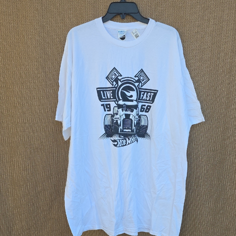 Mattel White Hot Wheels Graphic Tee